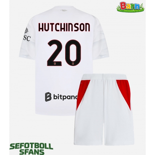 AC Milan Omari Hutchinson #20 Bortaställ Barn 2026-27 Kortärmad (+ Korta byxor)